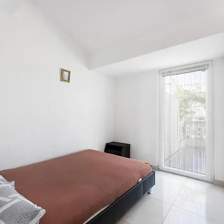 شقة Stunning In With Wifi بيروفاتش