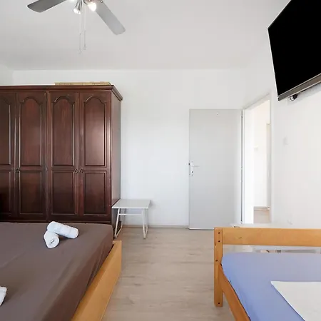 Stunning In With Wifi Apartman *