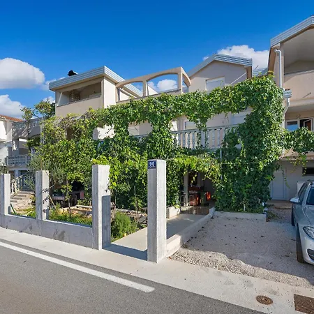 Stunning In With Wifi شقة *