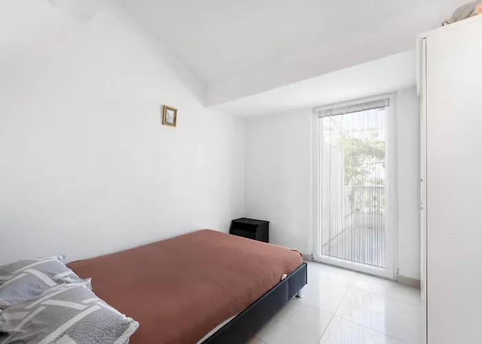 דירה Stunning In With Wifi פירובאץ