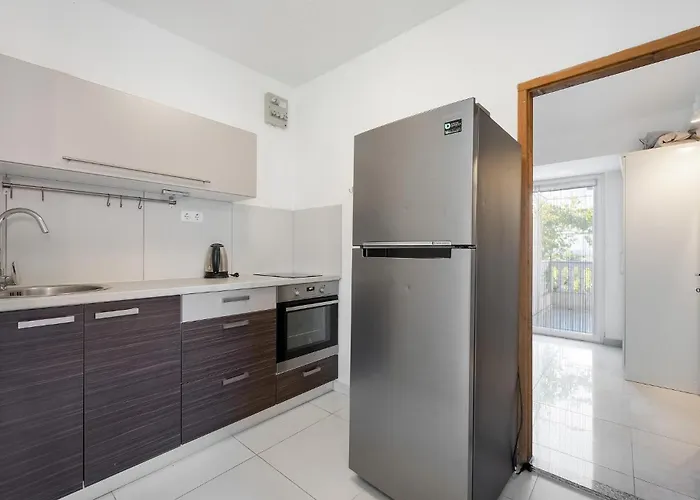 アパート Stunning In With Wifi ピロヴァッツ