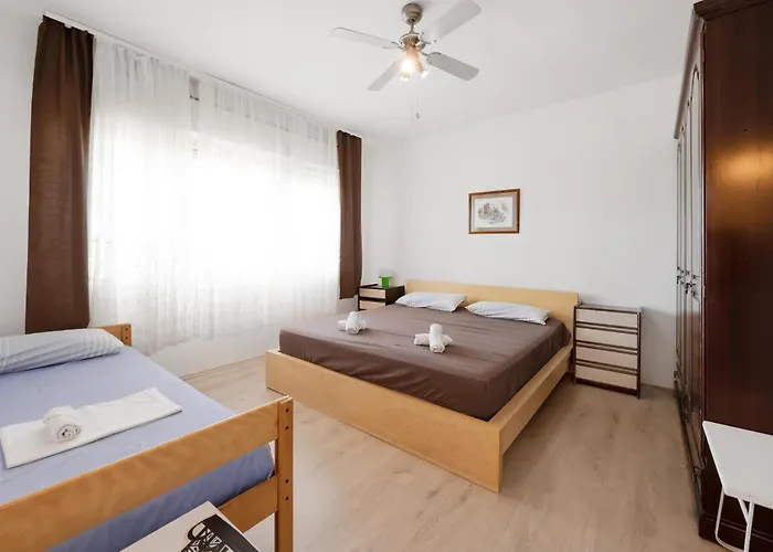 Stunning In With Wifi