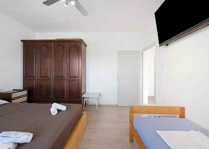 Stunning In With Wifi דירה *