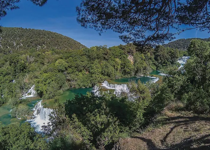 Stunning In With Wifi ピロヴァッツ